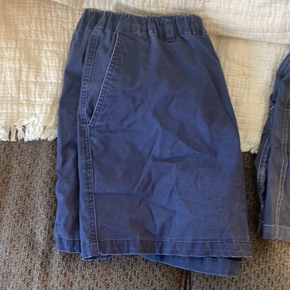 Mens shorts 5 1/2 inseam - Picture 3 of 4